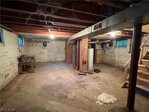 1026 E Schaaf Road Brooklyn Heights OH 44131