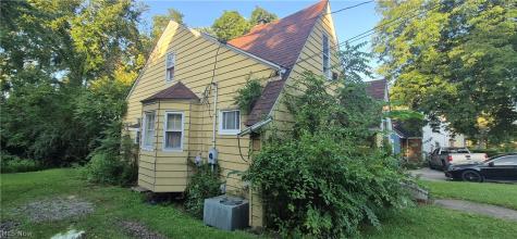 1026 E Schaaf Road Brooklyn Heights OH 44131