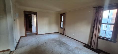 1026 E Schaaf Road Brooklyn Heights OH 44131