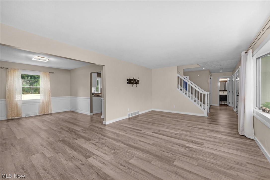 181 Crestview Drive Elyria OH 44035
