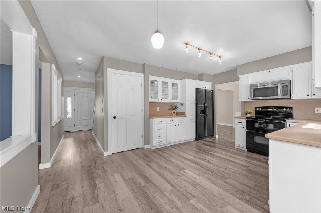 181 Crestview Drive Elyria OH 44035