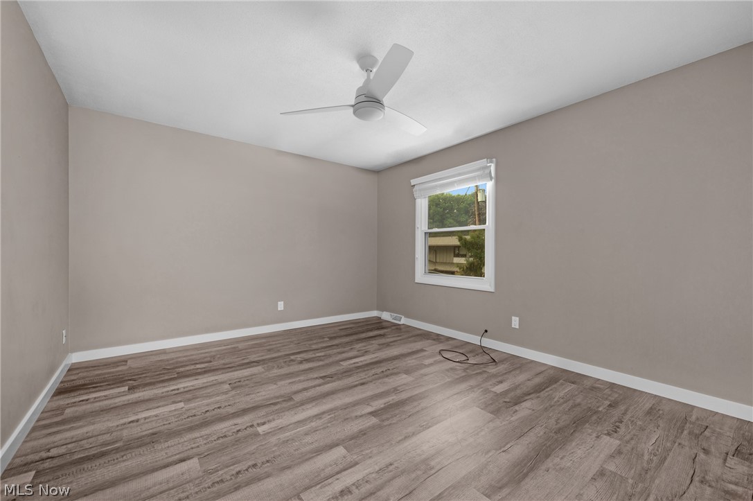181 Crestview Drive Elyria OH 44035