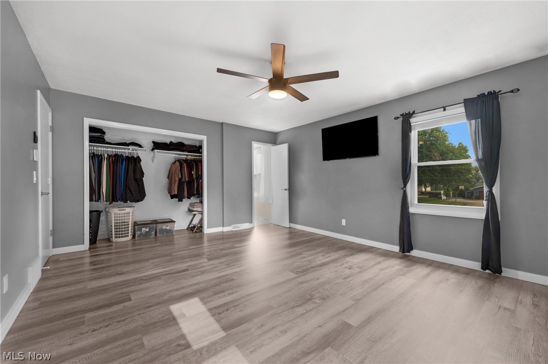 181 Crestview Drive Elyria OH 44035