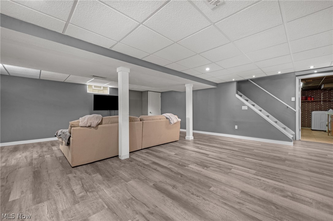 181 Crestview Drive Elyria OH 44035