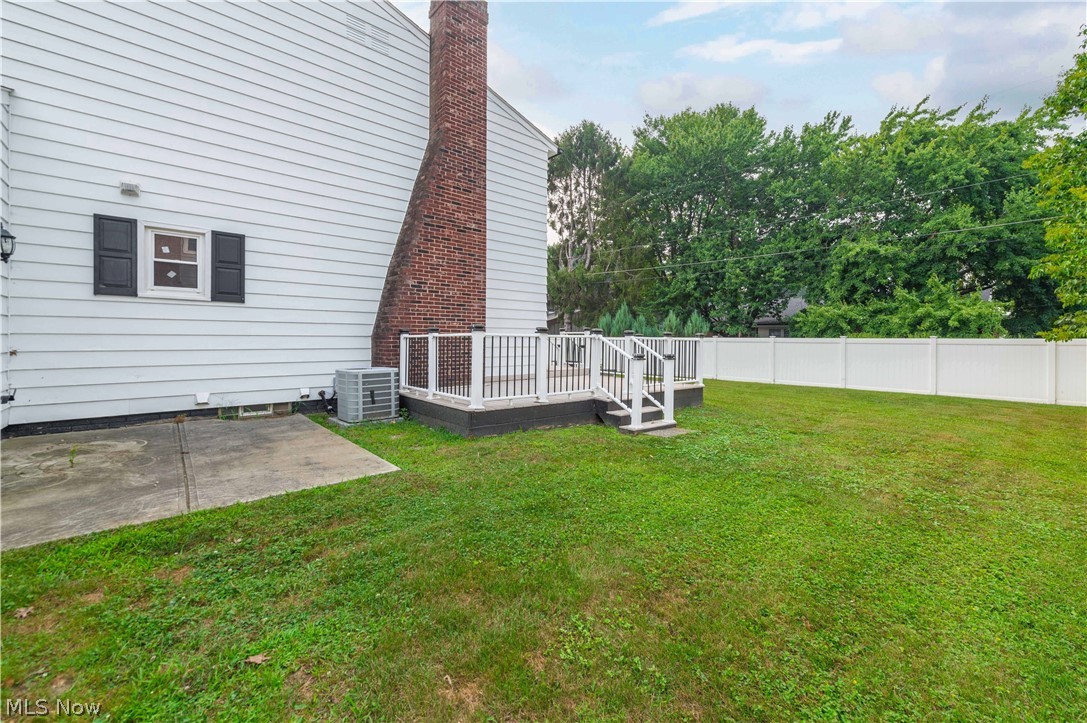 181 Crestview Drive Elyria OH 44035