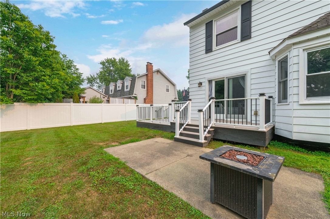181 Crestview Drive Elyria OH 44035