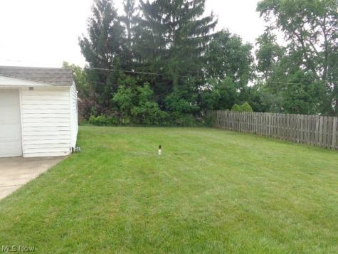 11141 Gabriella Drive Parma OH 44130
