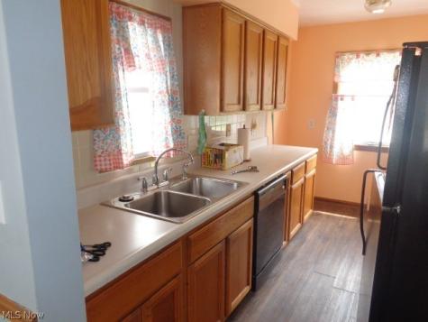 11141 Gabriella Drive Parma OH 44130