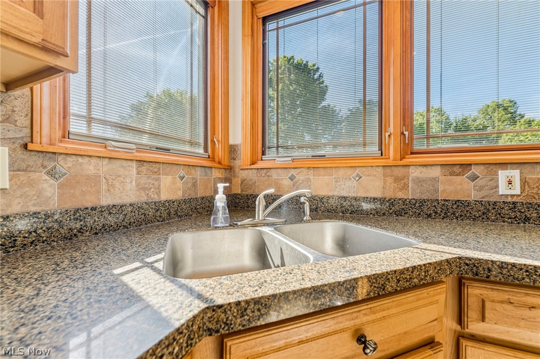 23390 Wainwright Terrace Olmsted Falls OH 44138
