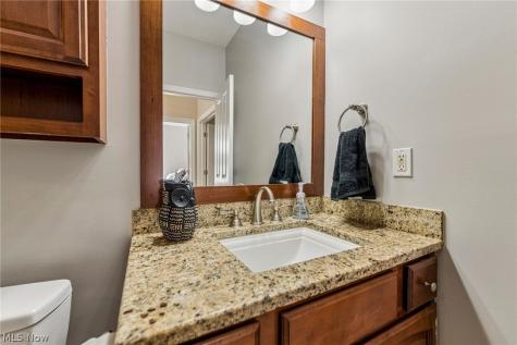 23390 Wainwright Terrace Olmsted Falls OH 44138