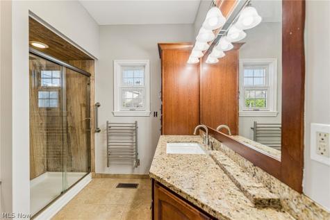 23390 Wainwright Terrace Olmsted Falls OH 44138