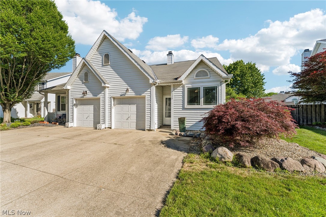 23390 Wainwright Terrace Olmsted Falls OH 44138