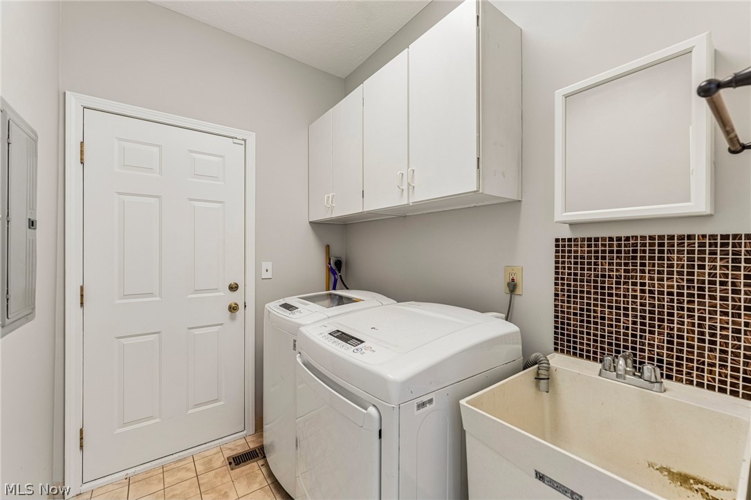 23390 Wainwright Terrace Olmsted Falls OH 44138