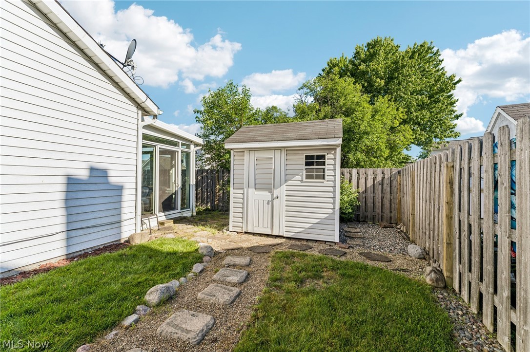 23390 Wainwright Terrace Olmsted Falls OH 44138