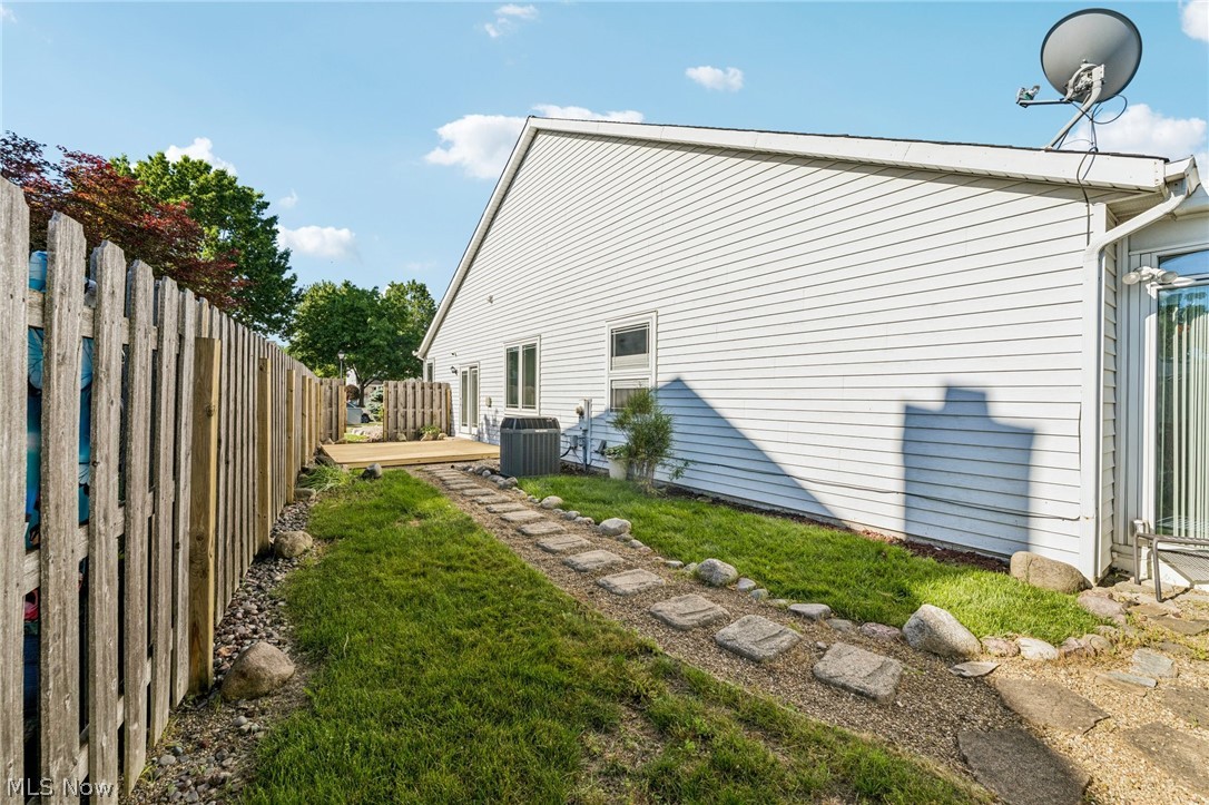 23390 Wainwright Terrace Olmsted Falls OH 44138
