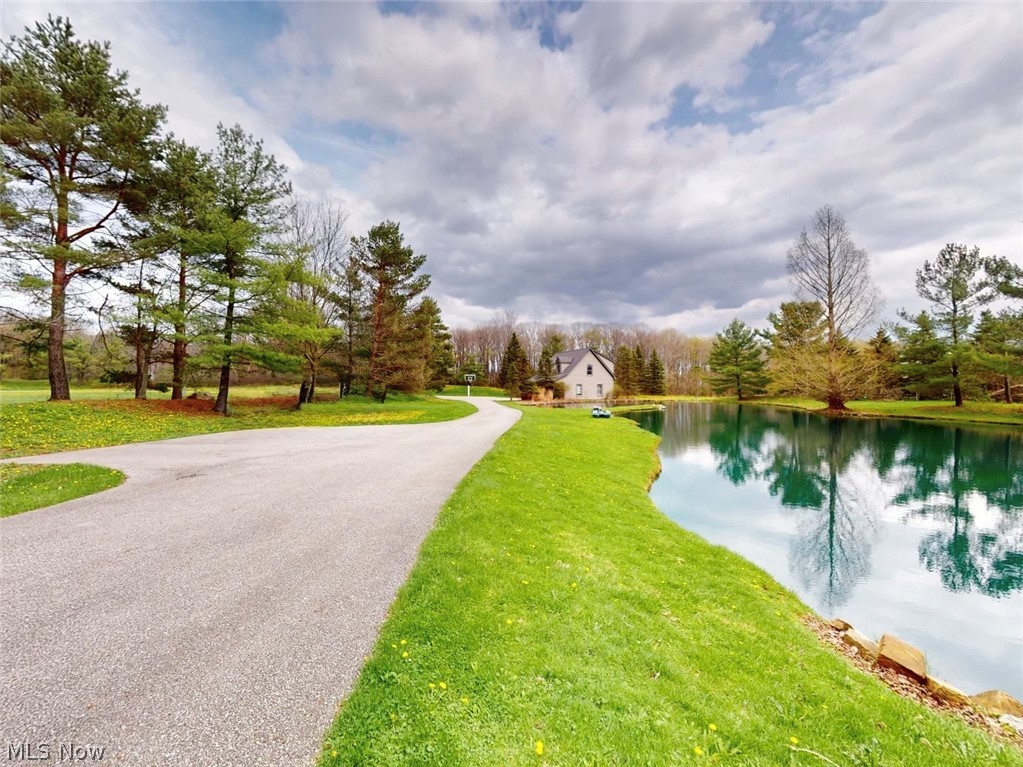 11205 Hampton Ridge Drive Chardon OH 44024