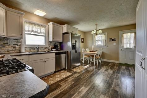 3574 Batdorf Road Wooster OH 44691