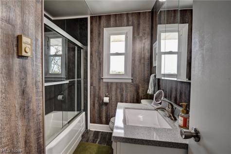 3574 Batdorf Road Wooster OH 44691