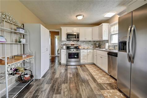 3574 Batdorf Road Wooster OH 44691