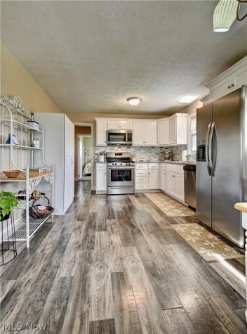 3574 Batdorf Road Wooster OH 44691