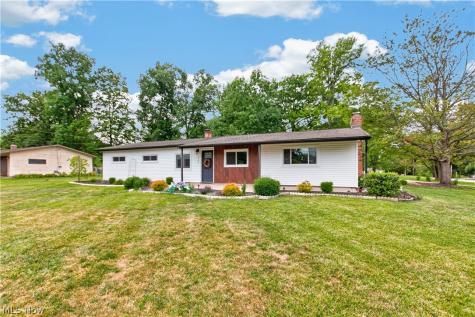 1916 Hathaway Drive Brunswick OH 44212