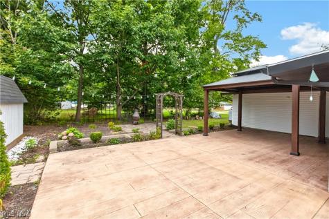 1916 Hathaway Drive Brunswick OH 44212