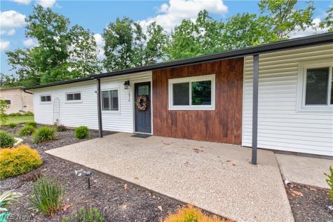 1916 Hathaway Drive Brunswick OH 44212