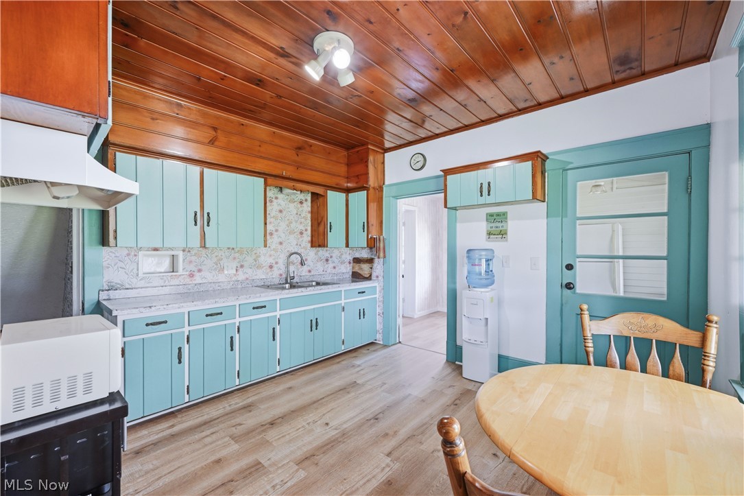 816 Churchill Road Girard OH 44420
