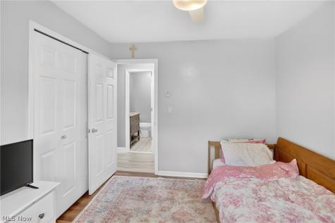 7434 Meadow Lane Parma OH 44134
