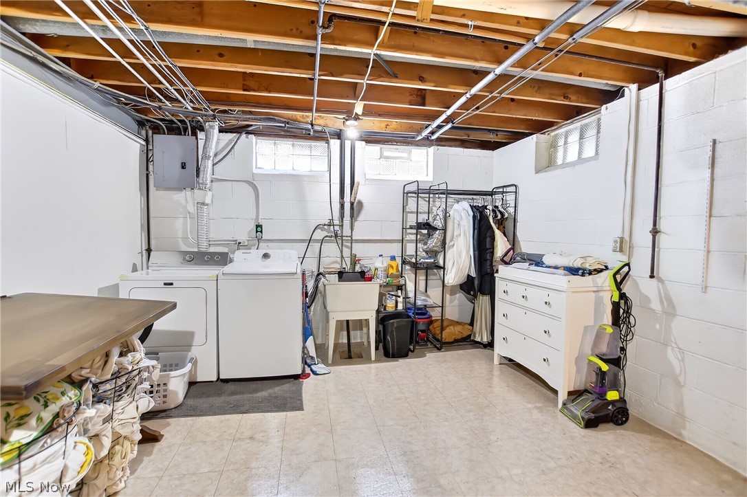 7434 Meadow Lane Parma OH 44134