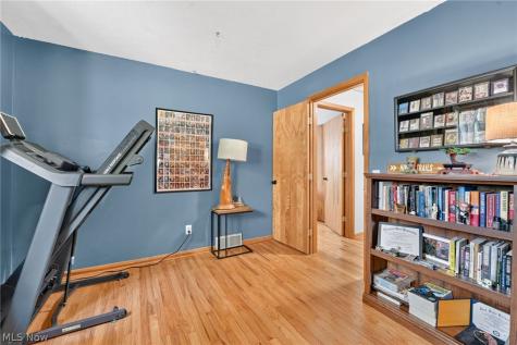 33541 Tullis Drive Avon OH 44011