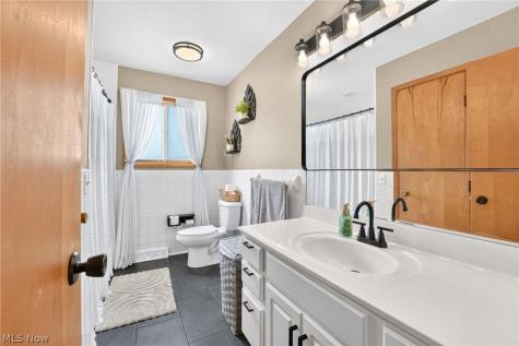 33541 Tullis Drive Avon OH 44011