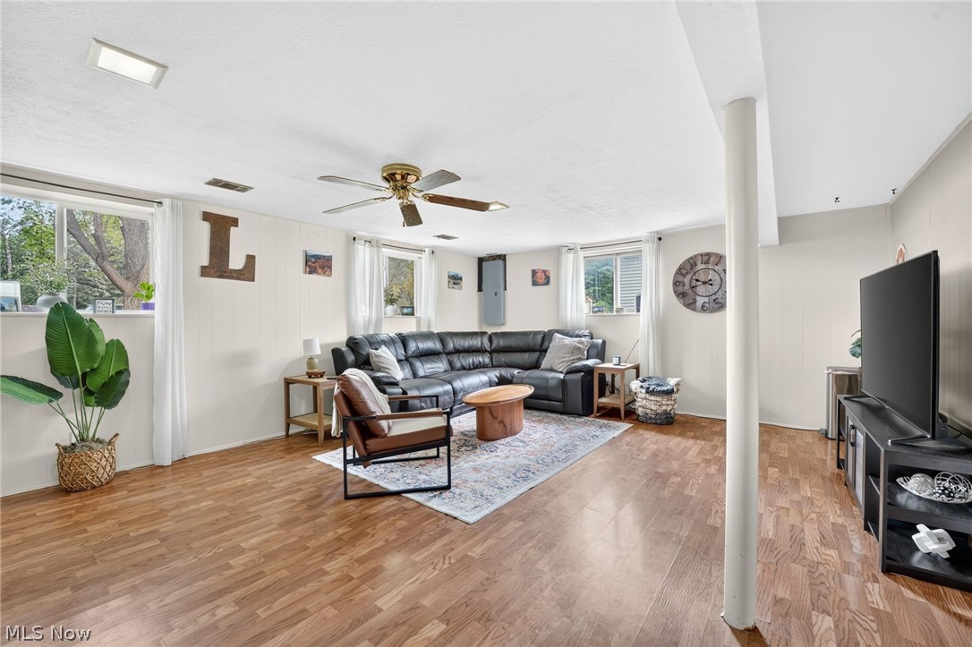 33541 Tullis Drive Avon OH 44011