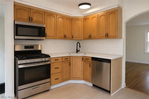 935 Worden Road Wickliffe OH 44092