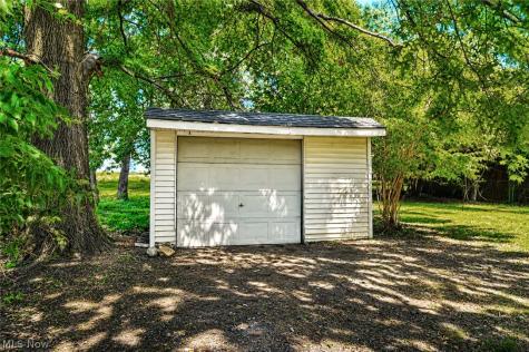935 Worden Road Wickliffe OH 44092