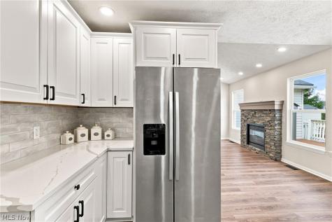 5889 W Breezeway Drive W North Ridgeville OH 44039