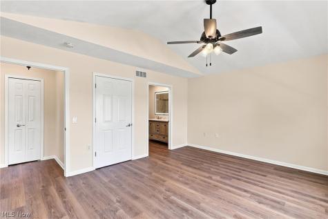 5889 W Breezeway Drive W North Ridgeville OH 44039