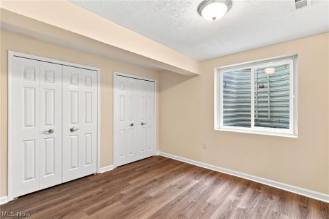 5889 W Breezeway Drive W North Ridgeville OH 44039