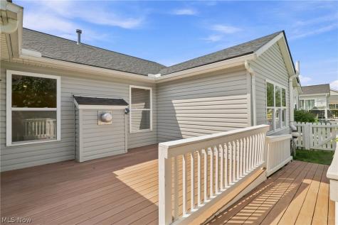 5889 W Breezeway Drive W North Ridgeville OH 44039