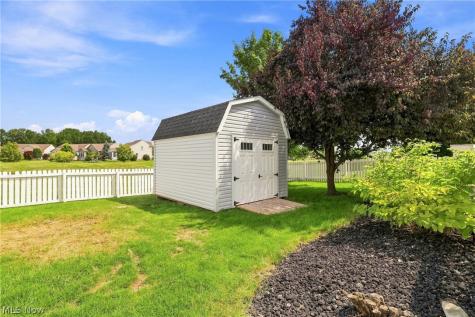 5889 W Breezeway Drive W North Ridgeville OH 44039