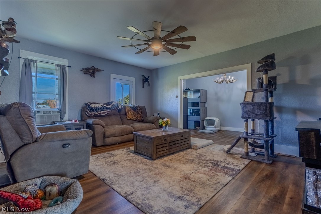 11944 Sumac Road Kimbolton OH 43749