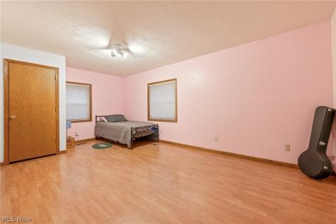 3285 Clubside Drive Norton OH 44203