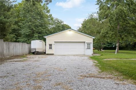 3285 Clubside Drive Norton OH 44203