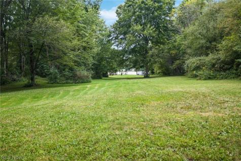 3285 Clubside Drive Norton OH 44203