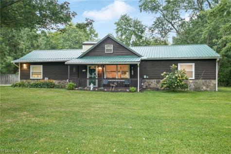3285 Clubside Drive Norton OH 44203