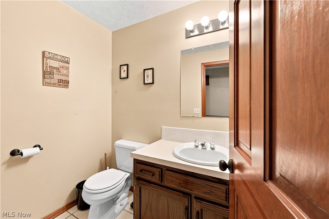 1364 Stonington Road NW North Canton OH 44720