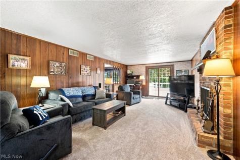 1364 Stonington Road NW North Canton OH 44720