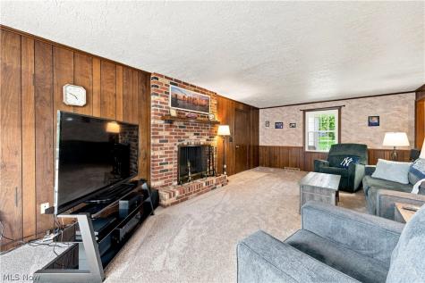 1364 Stonington Road NW North Canton OH 44720