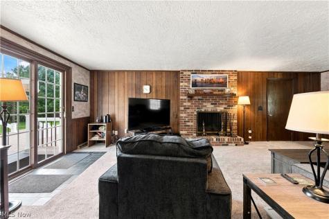 1364 Stonington Road NW North Canton OH 44720