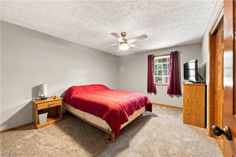 1364 Stonington Road NW North Canton OH 44720